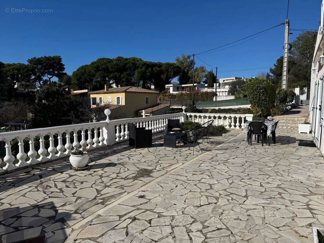 Maison à CAGNES-SUR-MER