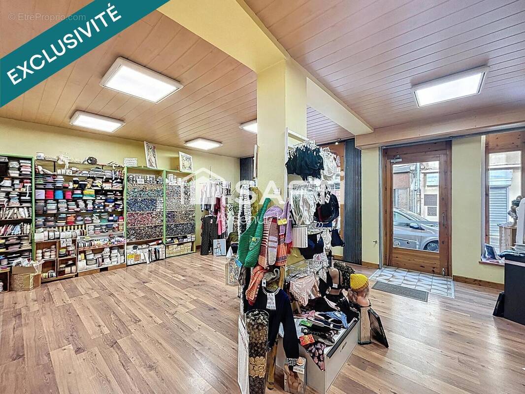 Photo 1 - Commerce à SAINT-CLAUDE