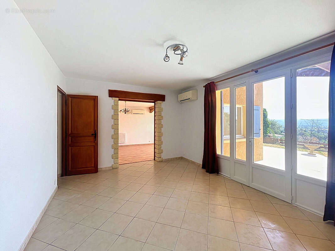 Maison à MANOSQUE
