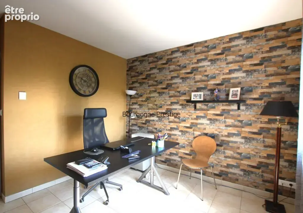 Belle maison familiale sur sous-sol de 132 m² -terrain de 1812 m² et dependance - photo 11