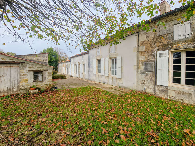 Maison à TONNAY-CHARENTE