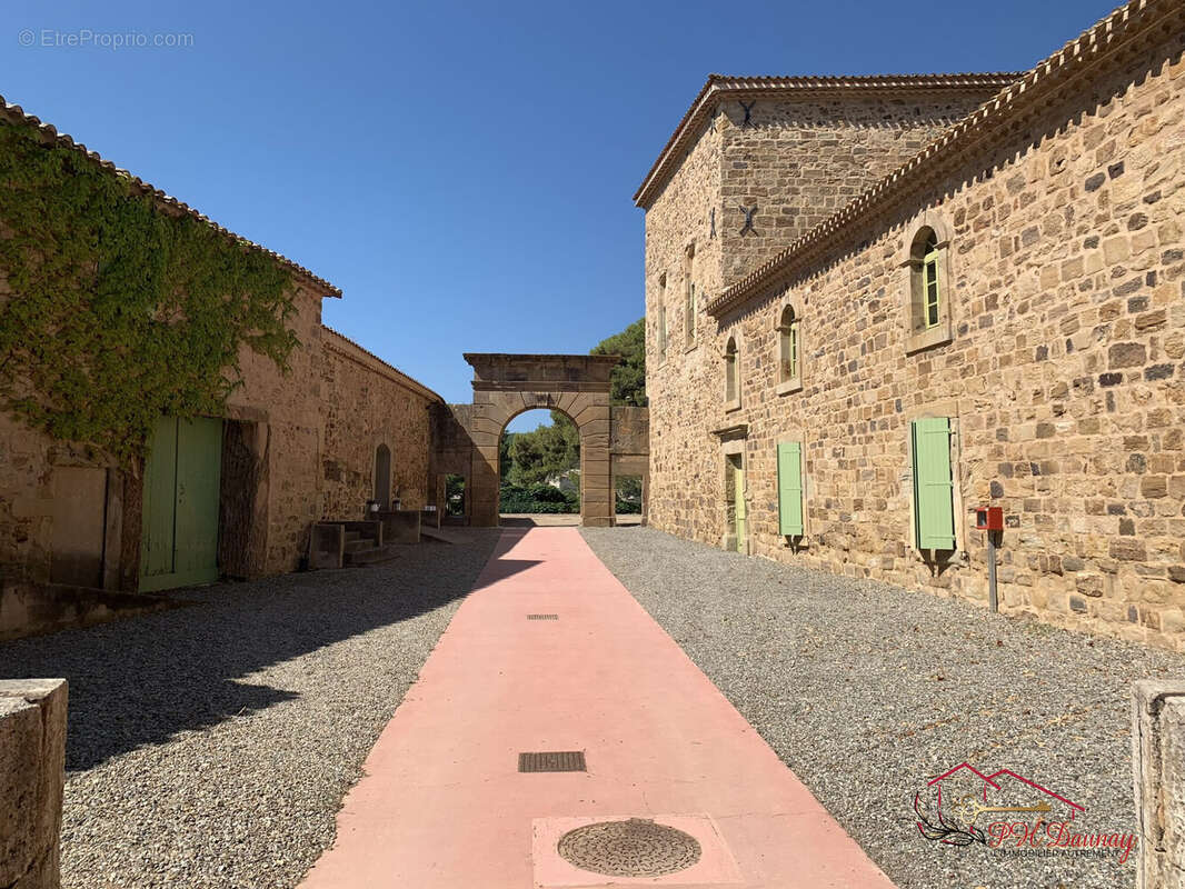 Maison à LEZIGNAN-CORBIERES