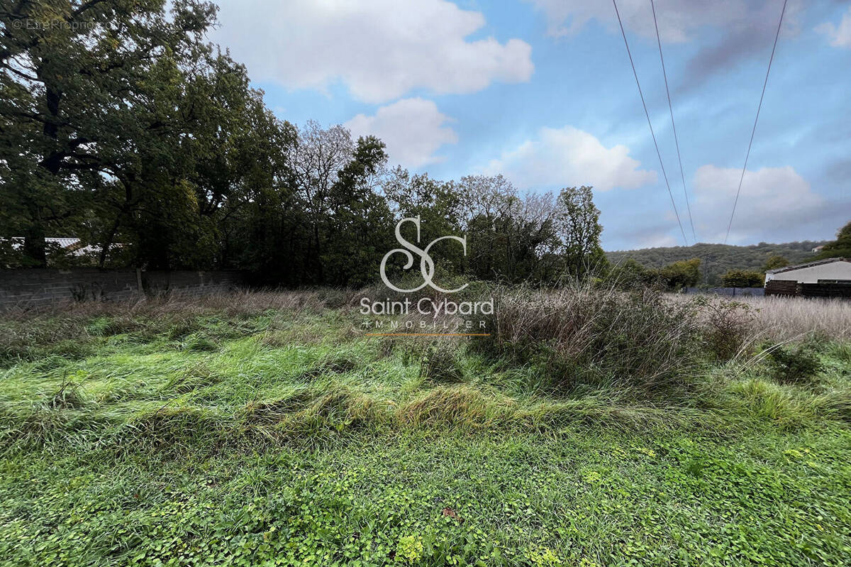 Terrain à ANGOULEME