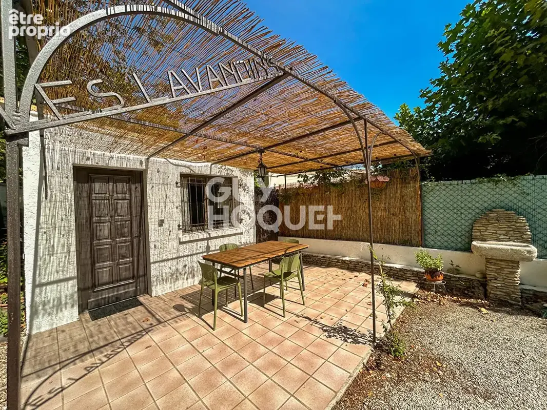Maison à L'ISLE-SUR-LA-SORGUE