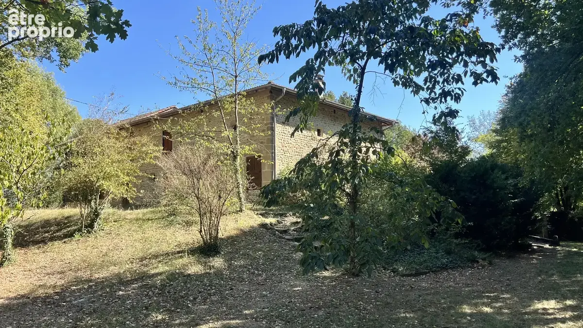 Campagne 200 m² grand terrain 8500 m² - photo 5