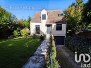 Photo 1 - Maison à VAUJOURS