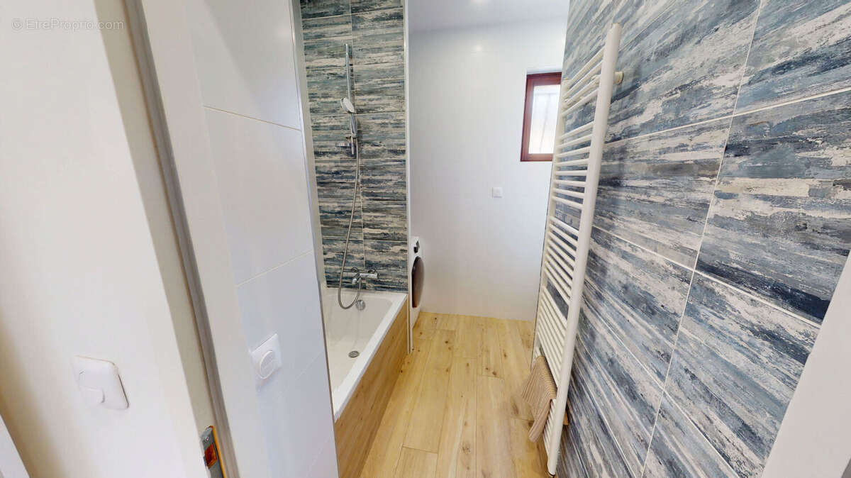 Maison à VILLARD-BONNOT