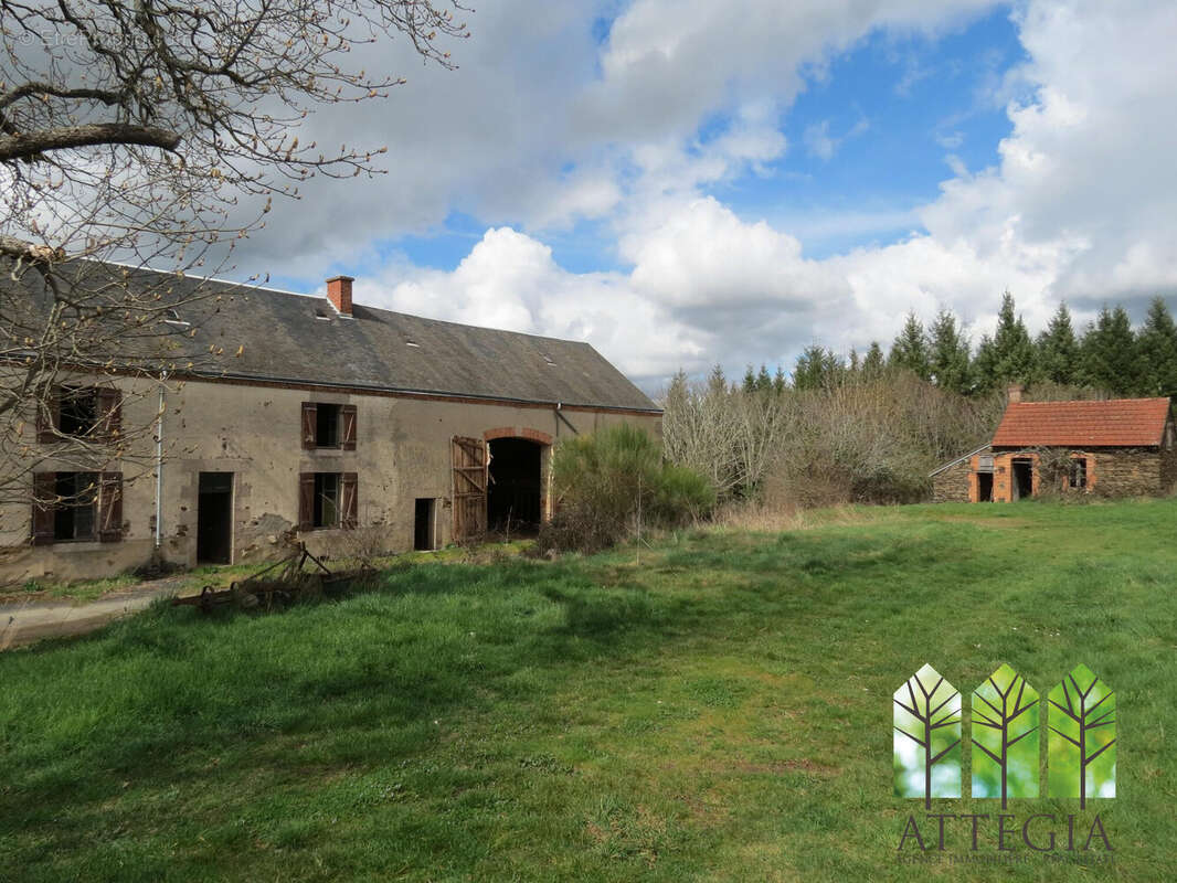 Maison à SAINT-DIZIER-LES-DOMAINES