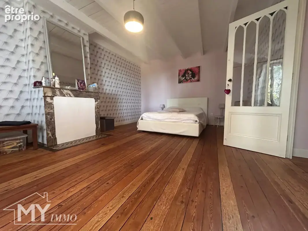 Élégante maison bourgeoise en pierre avec deux granges - photo 16