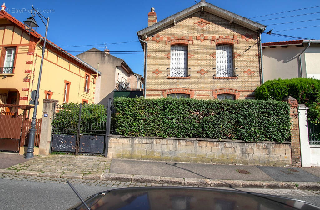 Maison à COLOMBES