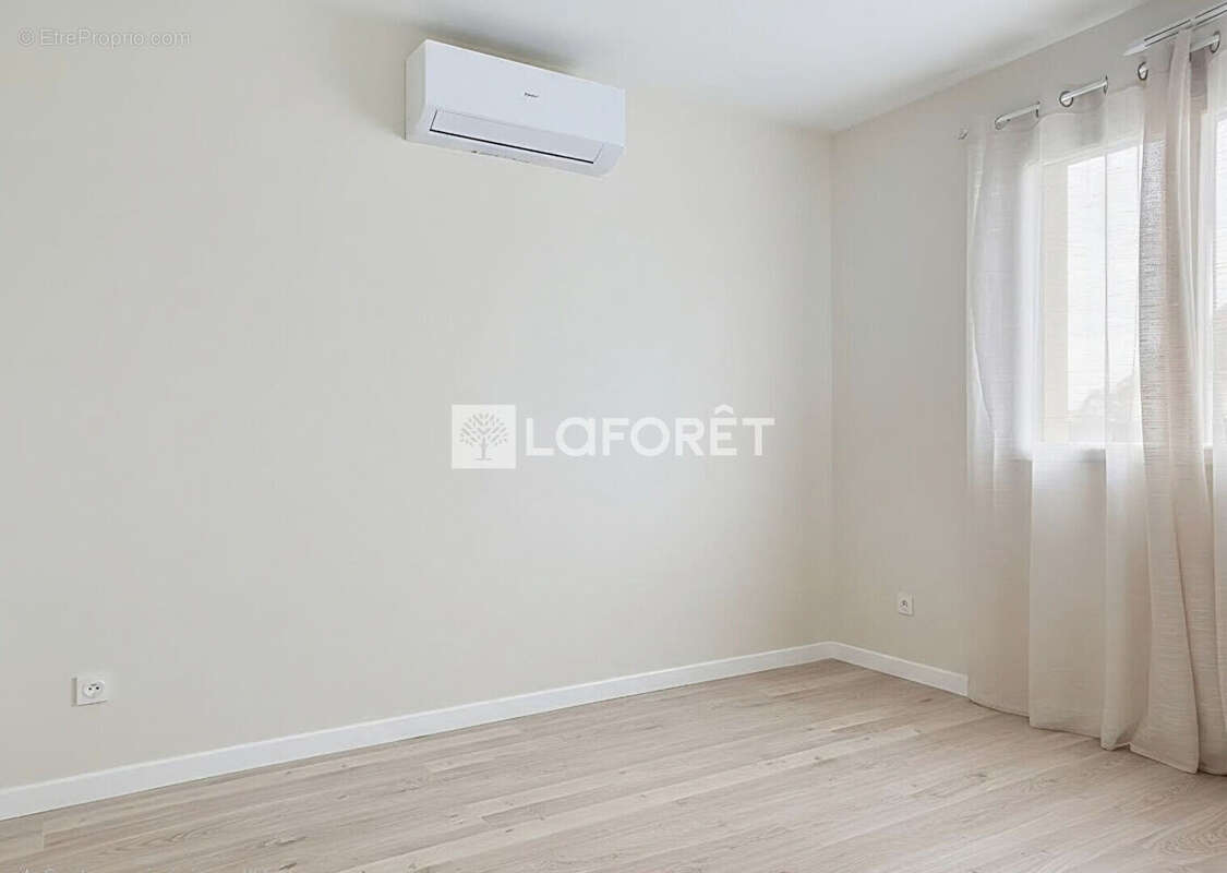 Plain pied récent 102m² - Saint Aubin Les Elbeuf - photo 8