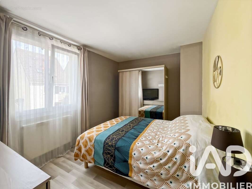 Photo 8 - Maison à MOISSY-CRAMAYEL