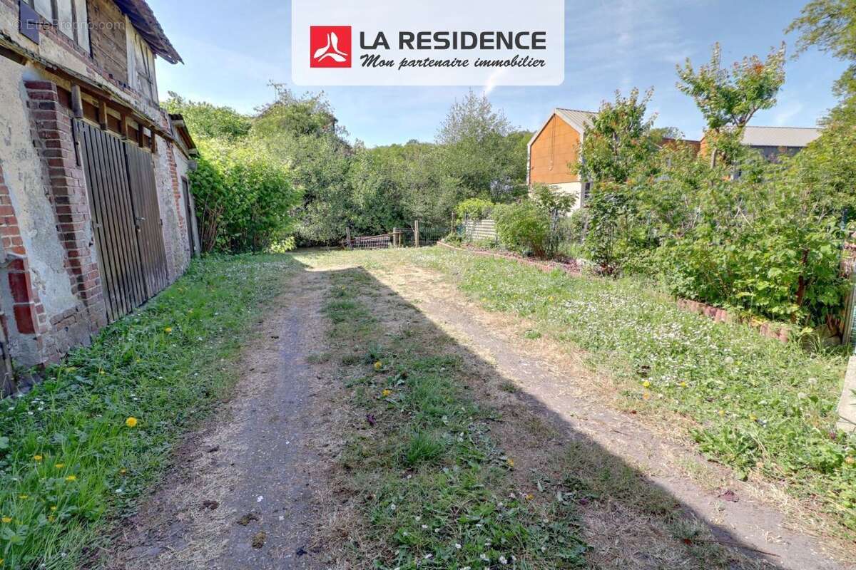 Terrain 186 m² à Malaunay  - photo 2
