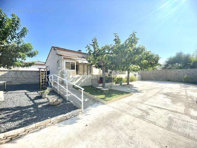 Villa 120 m2 à aimargues - photo 2