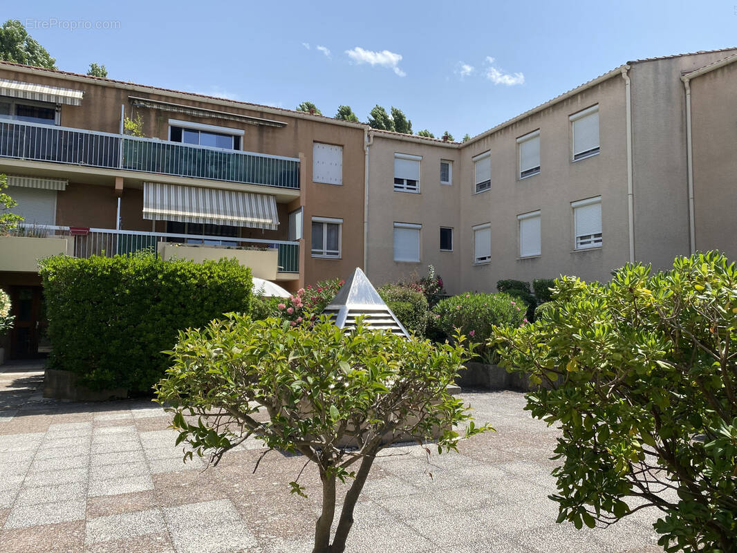 Appartement à MARSEILLE-11E