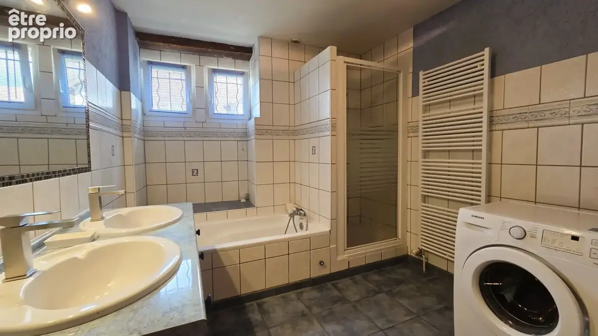 Maison de village, 156m², 3 chambres, dépendances, terrain 2432m² - photo 7