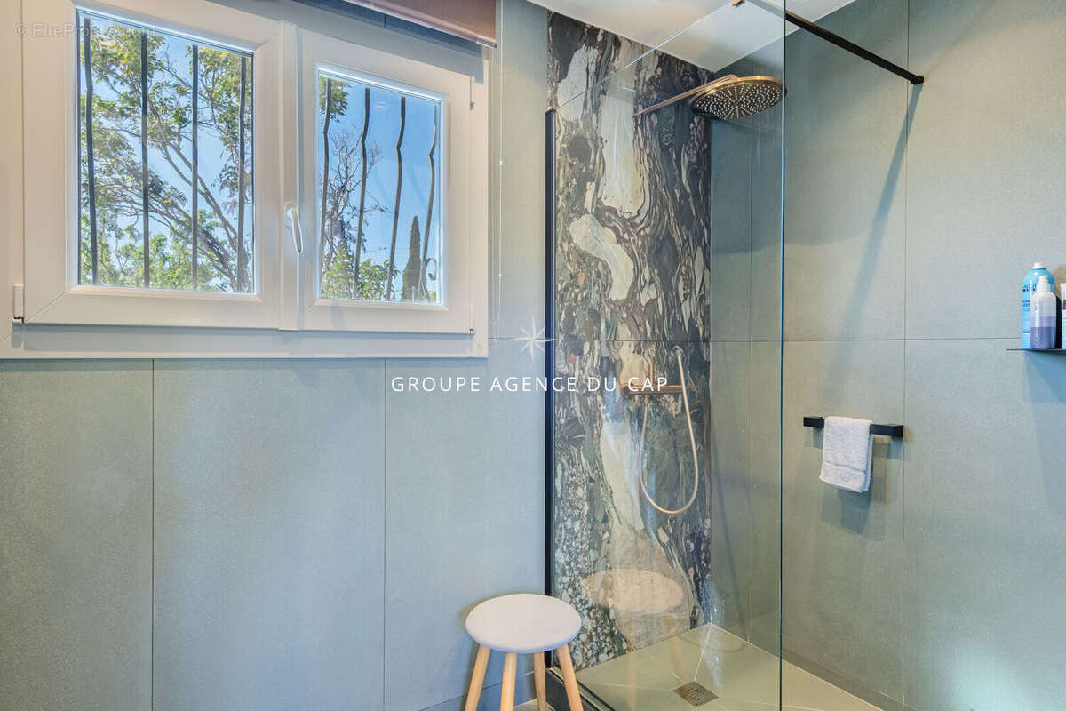 Maison à SAINT-RAPHAEL