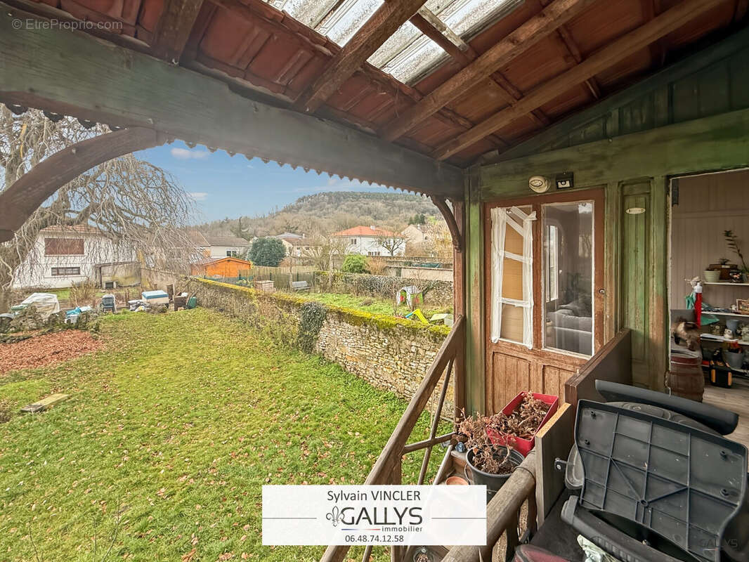 Appartement à NOVEANT-SUR-MOSELLE