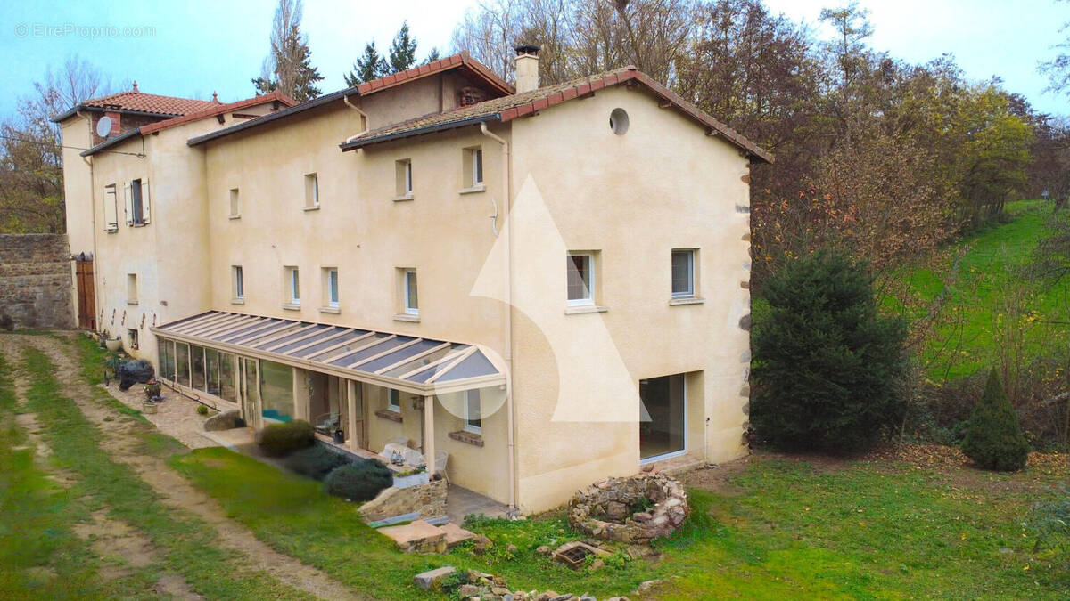 Maison à COISE