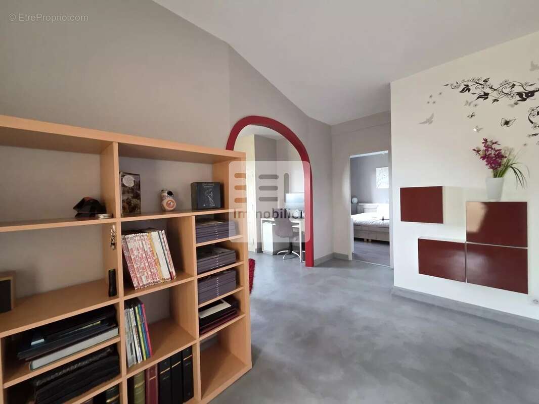 Maison à BAGNOLS-SUR-CEZE