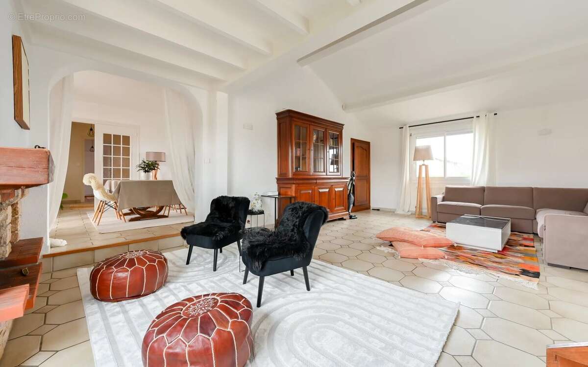 Maison à SAINTE-CONSORCE