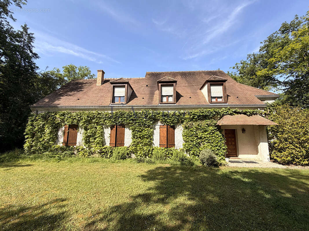 Maison à LAMORLAYE