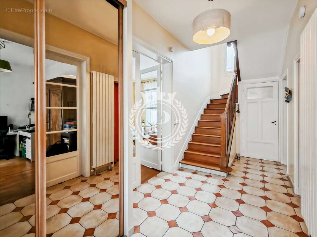 Maison à VILLEMOMBLE