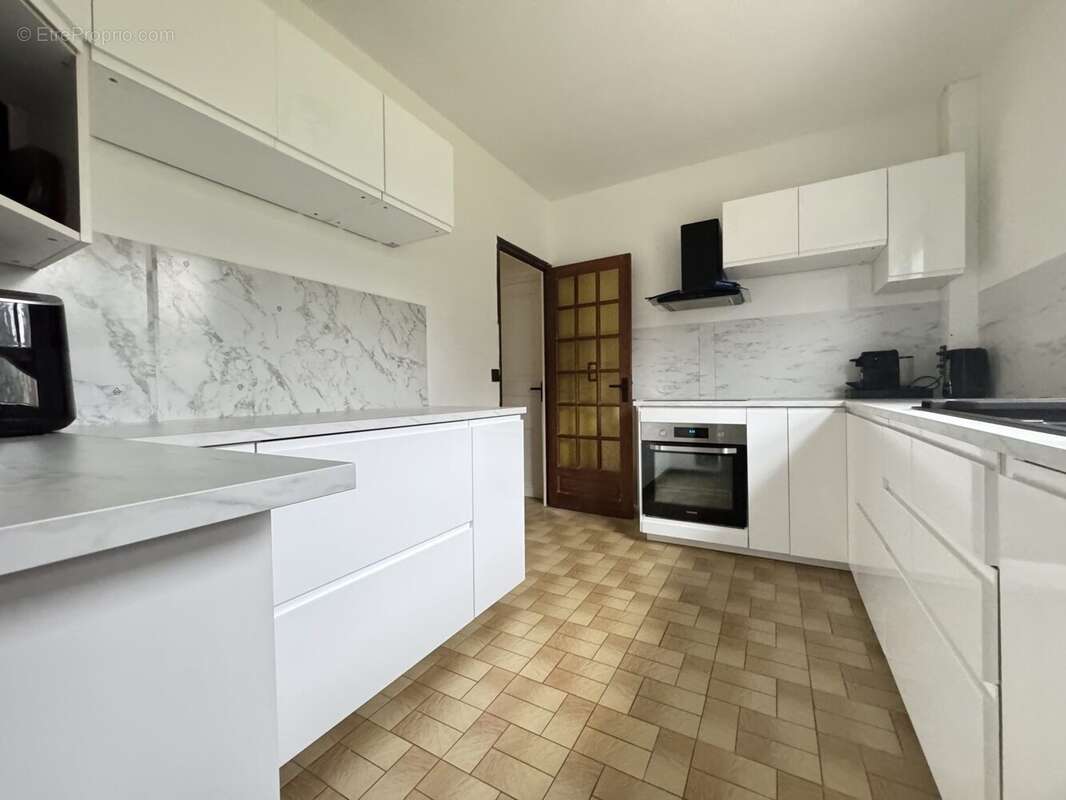 Maison à SAINTRY-SUR-SEINE