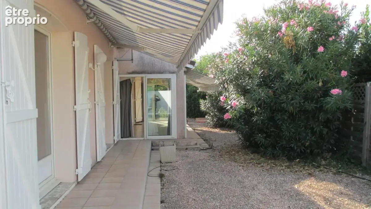 Quint-Fonsegrives: Villa plain-pied T4/5 salon/séjour, 117m² hab, véranda    et garage, sur terrain  arboré - photo 3