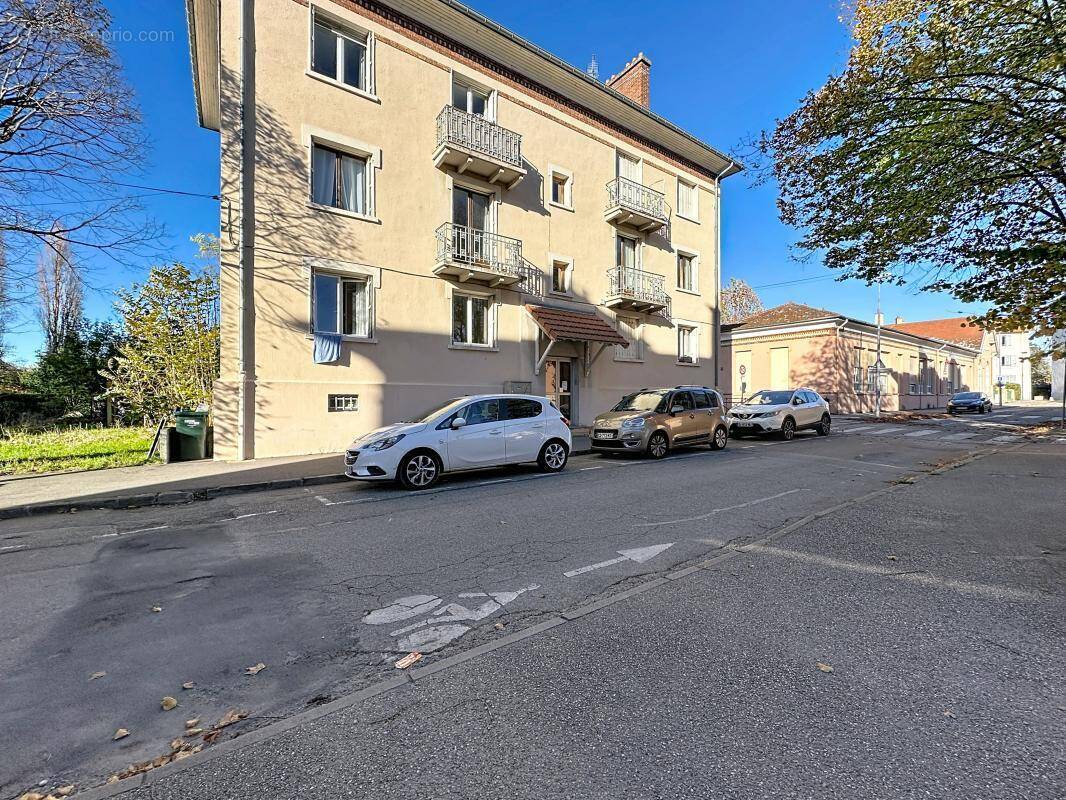 Appartement à GRIGNY