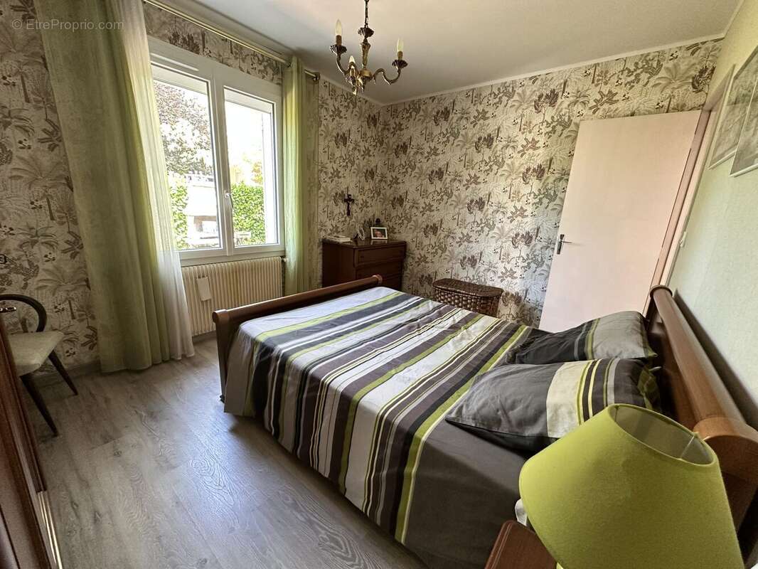 Maison 134 m² à Toulenne  - photo 7