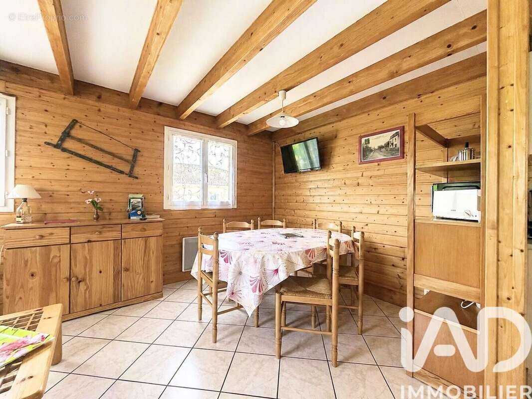 Maison 53 m² à Chapdes-Beaufort  - photo 9