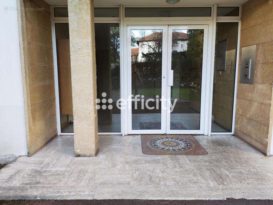 Appartement à LYON-3E