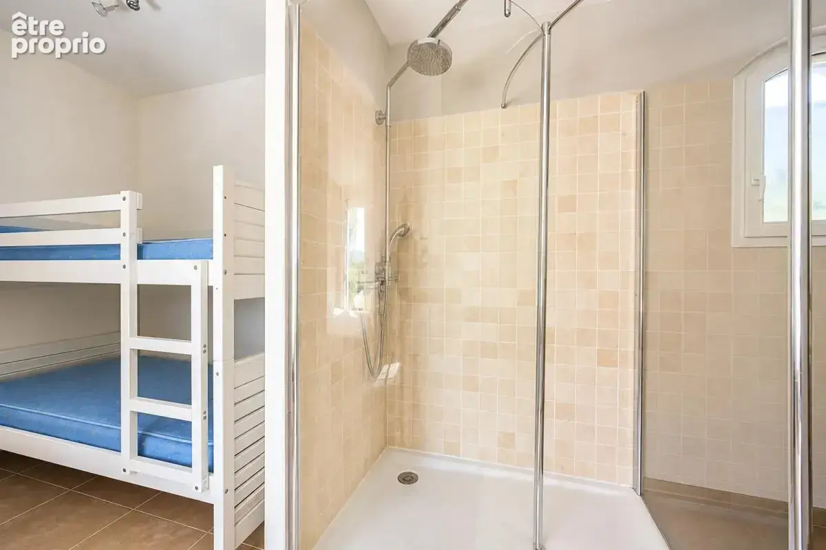 Maison de 7 pièces de 180 m² dont 2 pièces à restaurer de 40 m² - photo 11