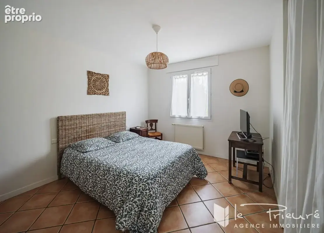 Proche Albi. A 5 min du centre-ville. Maison de 145 m² avec 4 chambres, piscine et terrain de 1 860 m² - photo 9