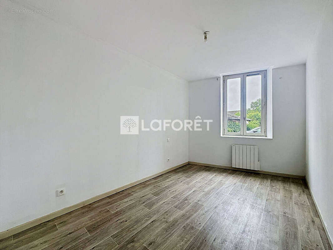 Appartement à CHANEINS