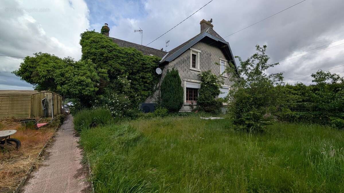 Maison à MASNIERES