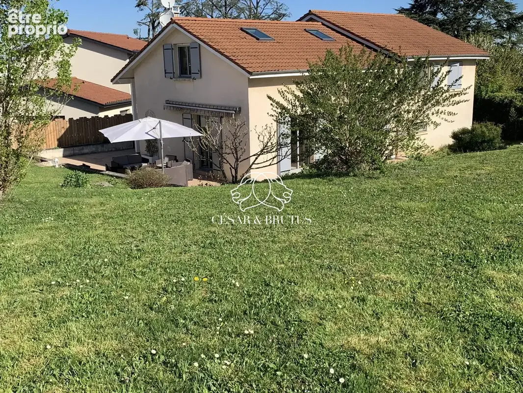 Maison 141 m² à Lentilly  - photo 2