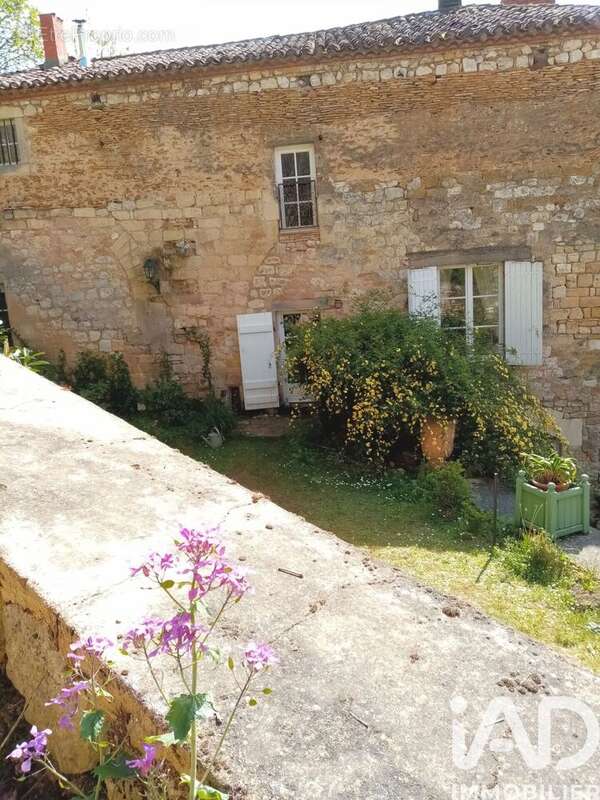 Photo 2 - Maison à FUMEL