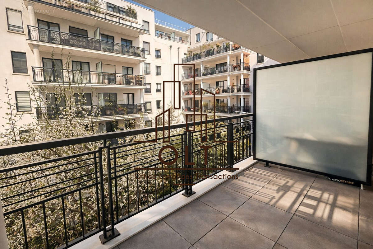 Appartement à SURESNES