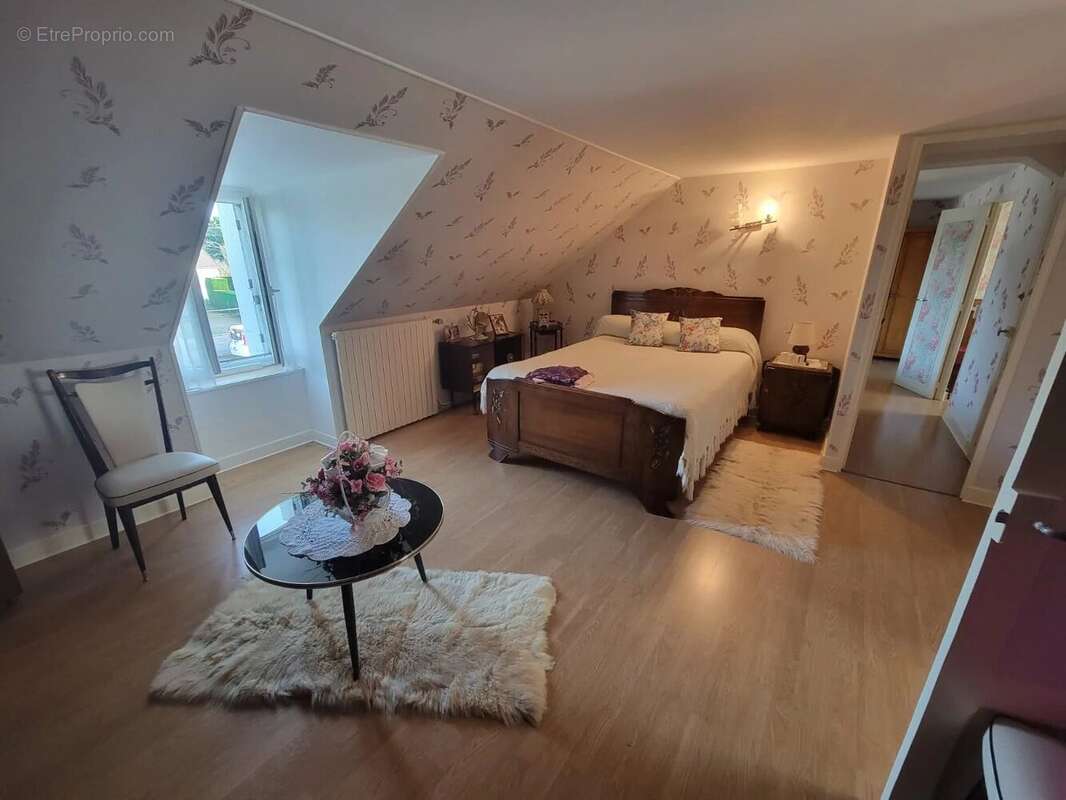 Maison à CHALLUY