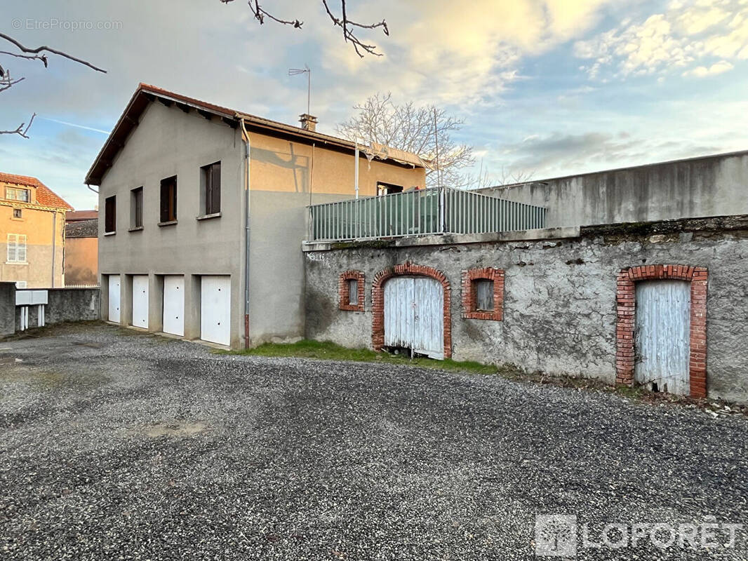 Maison à LEMPDES-SUR-ALLAGNON