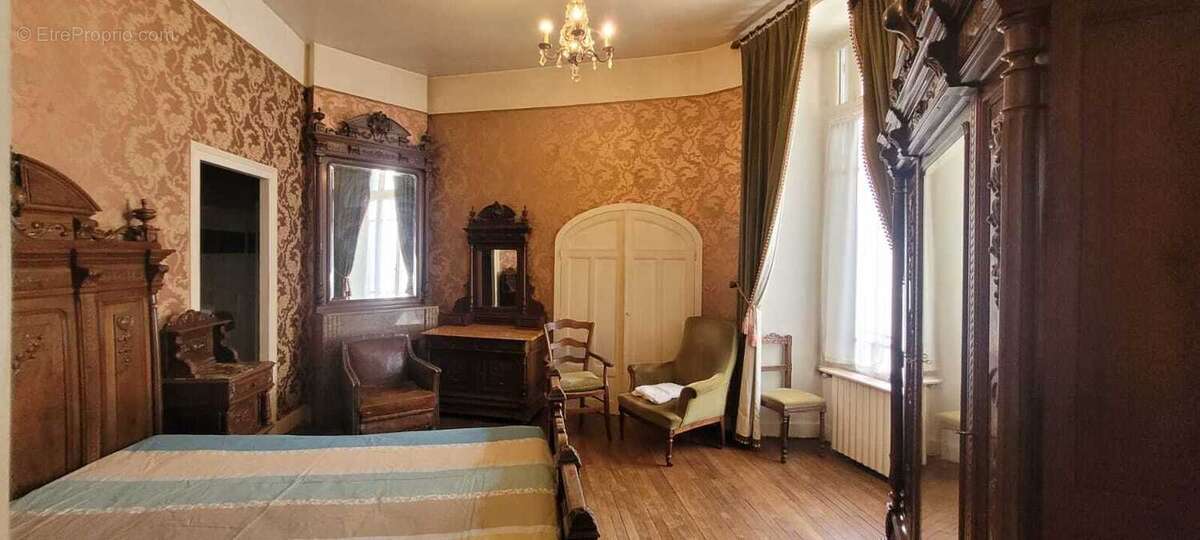 Appartement à ALLASSAC