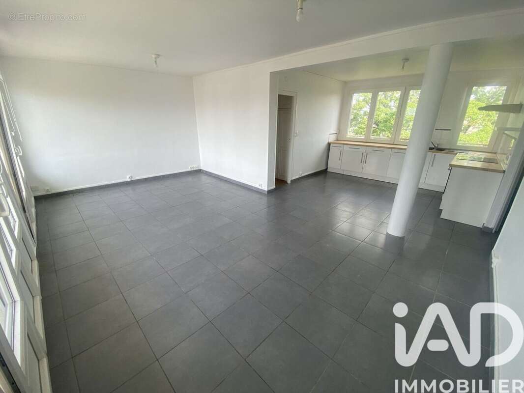 Photo 2 - Appartement à SAINT-QUENTIN