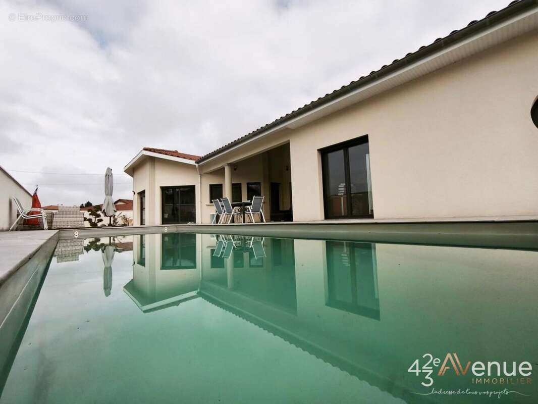 Maison à ANDREZIEUX-BOUTHEON