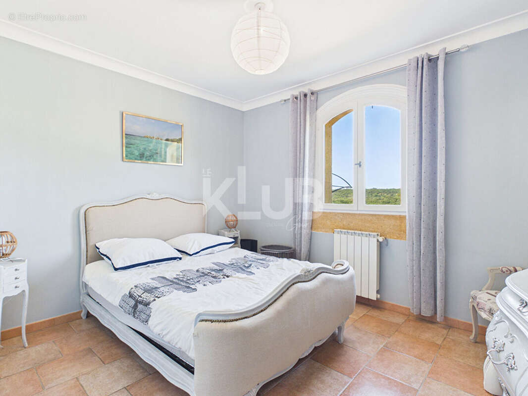 Villa Ginasservis 4 pièces100 m² sur 11767m² de parcelle - photo 11