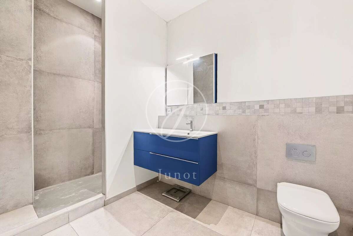 Appartement à PARIS-9E