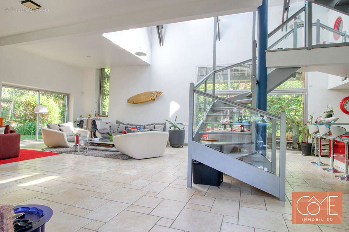 À vendre - longère rénovée 182 m² - 4 chambres - noyal-châtillon-sur-seiche (35230) - à 5 min du centre commercial alma rennes - - photo 5
