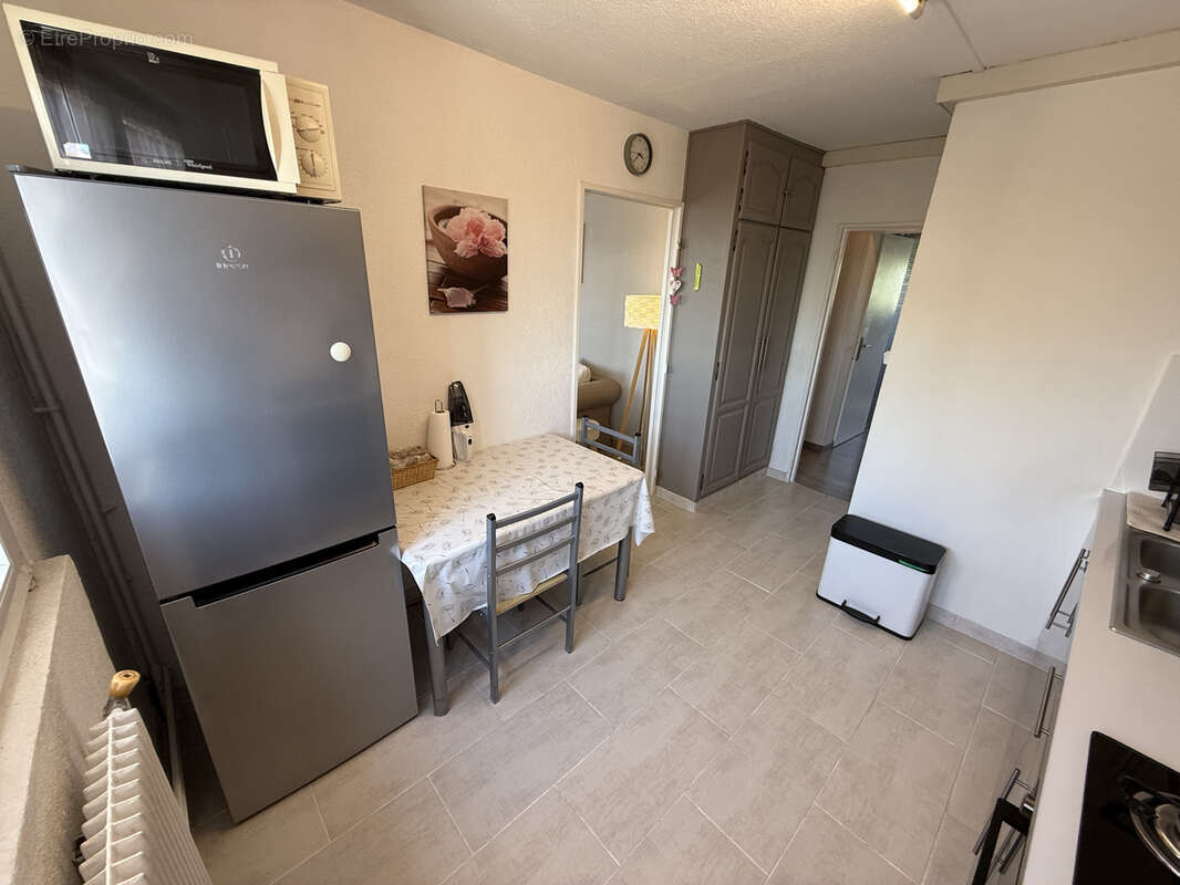 Appartement 5 pièces de 82,20 m2 avec une petite véranda, un balcon et un garage - photo 7