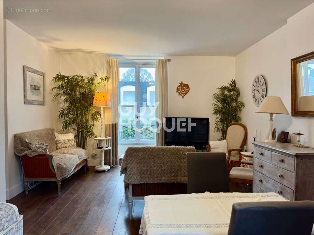 Appartement à SOISY-SUR-SEINE